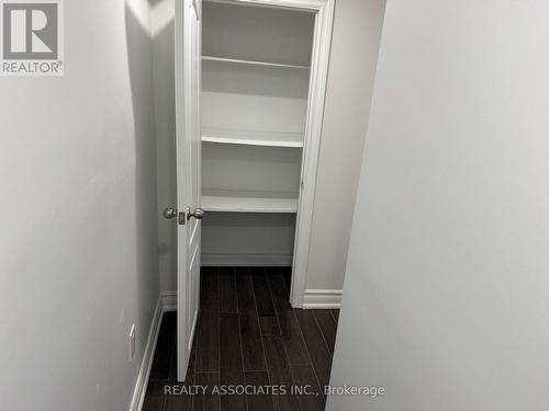 29 Bald Eagle Avenue, Toronto, ON - Indoor