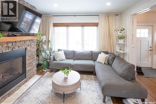 832 Algoma Avenue, Moose Jaw, SK - Indoor Photo Showing Living Room With Fireplace