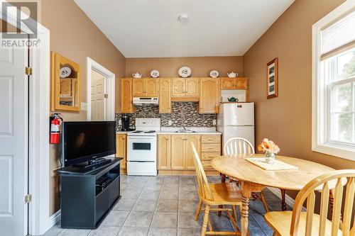 315 Main Road, Whiteway, NL 