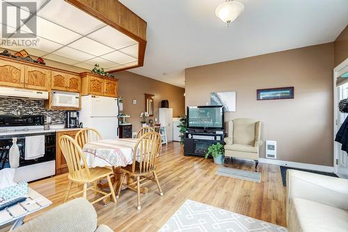 315 Main Road, Whiteway, NL 