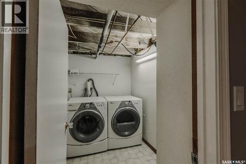 1328 D Avenue N, Saskatoon, SK - Indoor Photo Showing Laundry Room