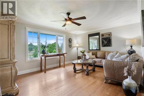 413294 Baseline Road, Durham, ON - Indoor Photo Showing Living Room