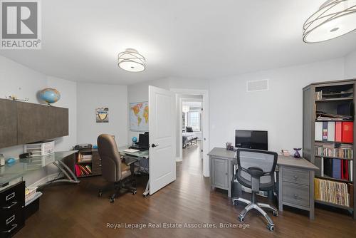 43 Third Road E, Hamilton, ON - Indoor Photo Showing Office