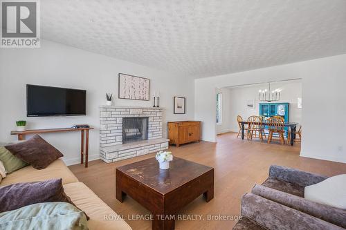 665 Golden Avenue, Ottawa, ON - Indoor Photo Showing Living Room With Fireplace