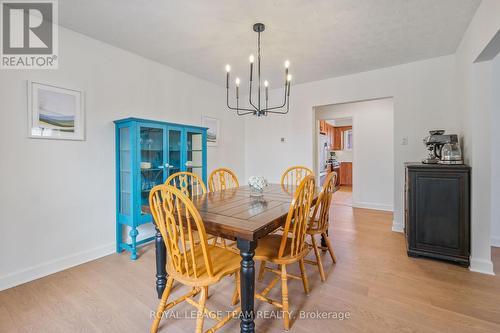 665 Golden Avenue, Ottawa, ON - Indoor Photo Showing Dining Room