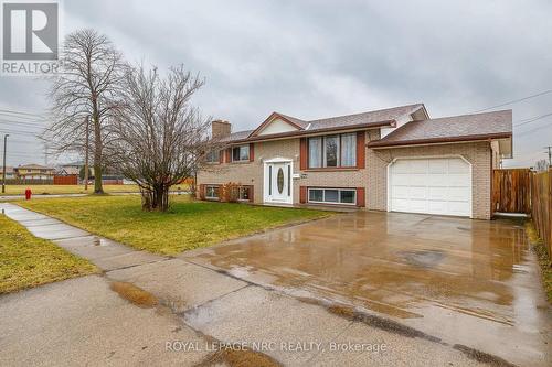 106 LEWIS STREET  Welland (Lincoln/Crowland), ON L3B 4V7