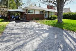 1338 ROYAL DRIVE Peterborough, ON K9H 6R8