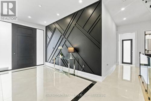 107 Vista Boulevard, Mississauga, ON - Indoor Photo Showing Other Room