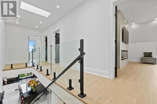 107 Vista Boulevard, Mississauga, ON - Indoor Photo Showing Other Room