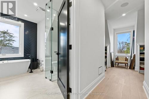 107 Vista Boulevard, Mississauga, ON - Indoor Photo Showing Other Room