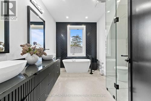 107 Vista Boulevard, Mississauga, ON - Indoor Photo Showing Bathroom