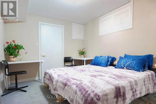 257 Anthony Avenue, Mississauga, ON - Indoor Photo Showing Bedroom