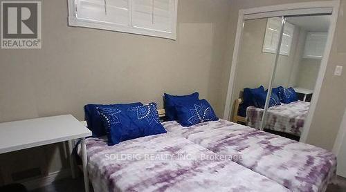 257 Anthony Avenue, Mississauga, ON - Indoor Photo Showing Bedroom
