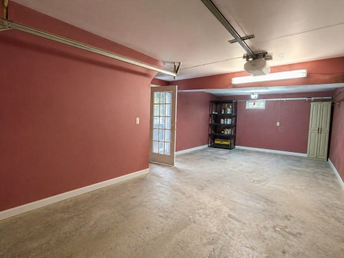 Garage - 5 Rue Jean-Yves, Montréal (L'Île-Bizard/Sainte-Geneviève), QC - Indoor