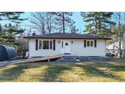 22 Mast RD  Tracyville, NB E5L 2W1