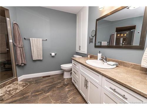 105 Reba Cres, Fredericton, NB 