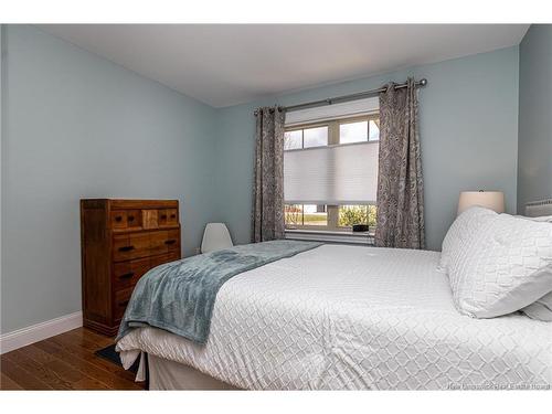 105 Reba Cres, Fredericton, NB 