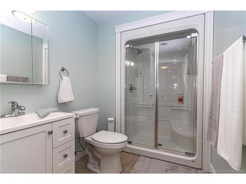 105 Reba Cres, Fredericton, NB 