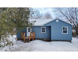 28 Glasier RD  Fredericton, NB E3B 8L2