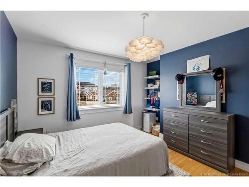 22 Emma Crt, Fredericton, NB 
