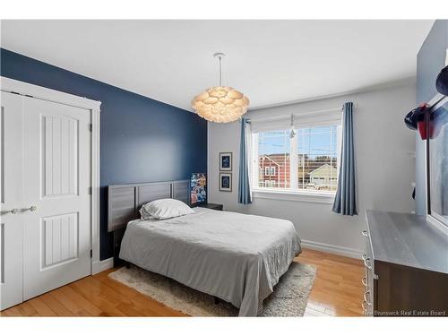 22 Emma Crt, Fredericton, NB 
