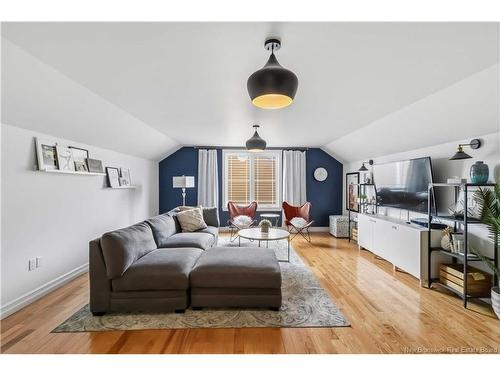 22 Emma Crt, Fredericton, NB 