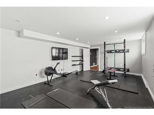 22 Emma Crt, Fredericton, NB 
