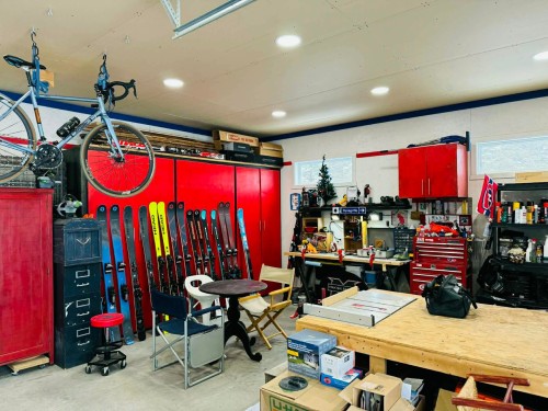 Garage - 2250 Ch. De L'Étang, Sainte-Adèle, QC - Indoor