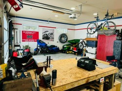 Garage - 