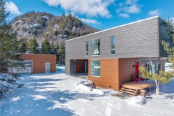Façade - 