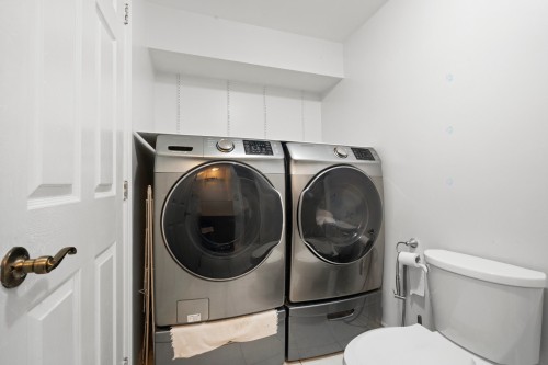 Salle de lavage - 1022 Mtée Masson, Laval (Saint-Vincent-De-Paul), QC - Indoor Photo Showing Laundry Room