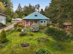 279 Wood Dale Dr Mayne Island, BC V0N 2J2