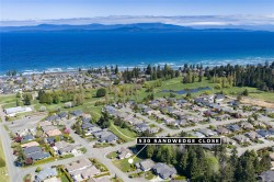 530 Sandwedge Close  Qualicum Beach, BC V9K 2J9