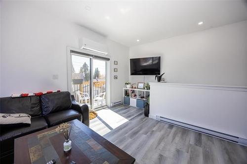 96 Ellesmere Ave, Winnipeg, MB 