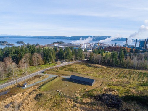 8480 Crofton Rd, Crofton, BC 