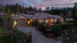 7284 Lakefront Dr Lake Cowichan, BC V0R 2G1