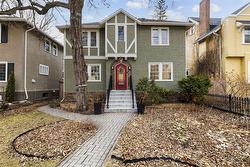 61 Queenston ST  Winnipeg, MB R3N 0W4