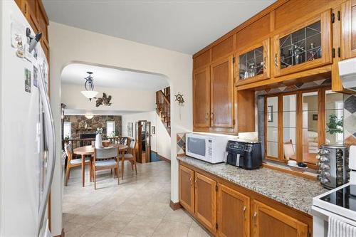 7793 Roblin Blvd, Headingley, MB 