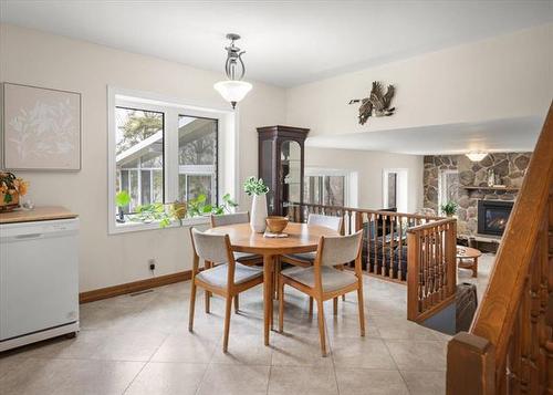 7793 Roblin Blvd, Headingley, MB 