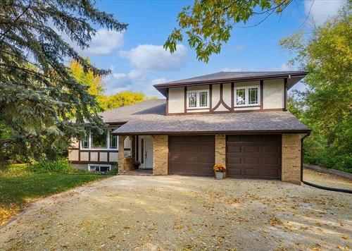 7793 Roblin Blvd, Headingley, MB 