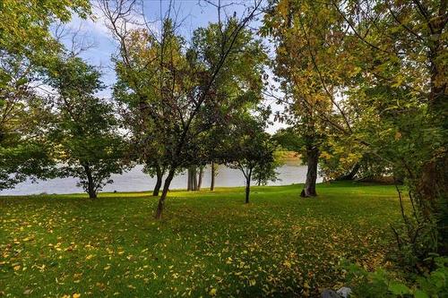 7793 Roblin Blvd, Headingley, MB 