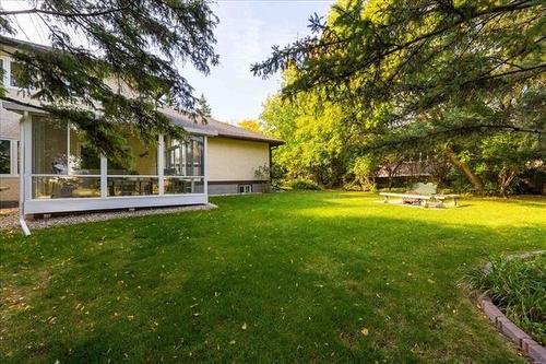 7793 Roblin Blvd, Headingley, MB 