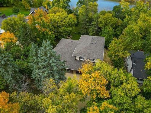 7793 Roblin Blvd, Headingley, MB 