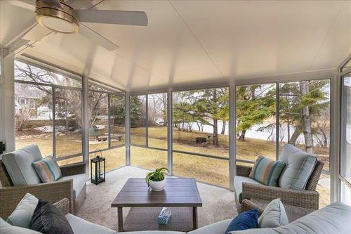 7793 Roblin Blvd, Headingley, MB 
