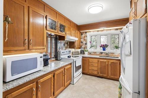 7793 Roblin Blvd, Headingley, MB 