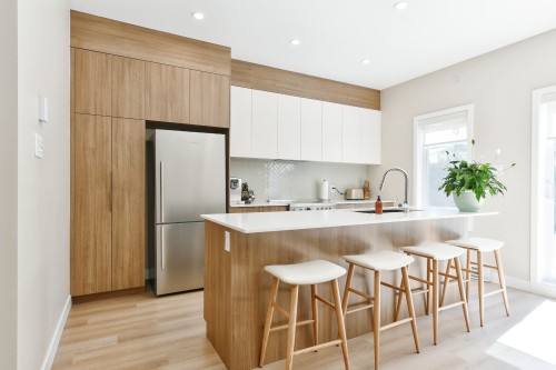 Kitchen - A-523 Rg De L'Achigan, L'Assomption, QC - Indoor Photo Showing Kitchen With Upgraded Kitchen