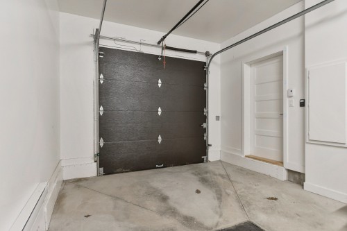 Garage - A-523 Rg De L'Achigan, L'Assomption, QC - Indoor Photo Showing Garage