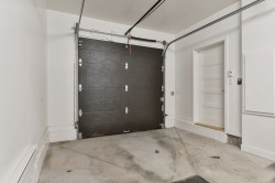 Garage - 