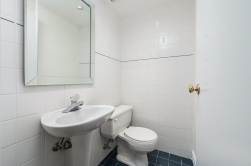 Salle d'eau - 301-4476 Rue Ste-Catherine O., Westmount, QC - Indoor Photo Showing Bathroom