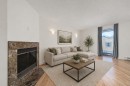 Salon - 301-4476 Rue Ste-Catherine O., Westmount, QC  - Indoor Photo Showing Living Room With Fireplace 